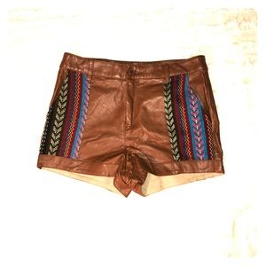 🎄Brown Leather high waisted shorts size Small